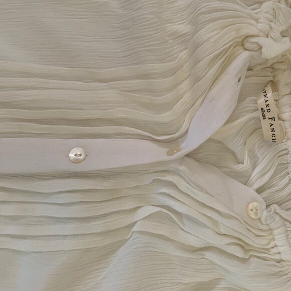 Off-White Pintuck Crinkle Blouse L Flowy Boho Romantic Ruffle Sleeve Top - Picture 6 of 6